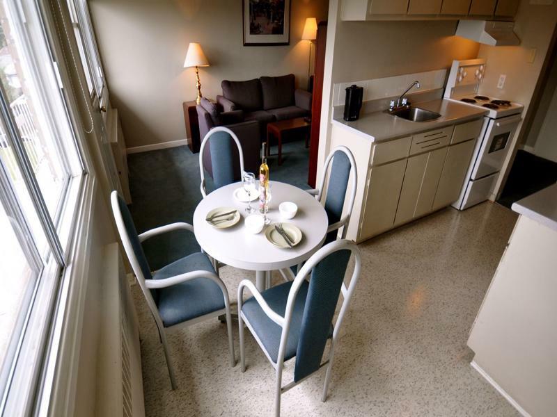 Beausejour Hotel Apartments/Hotel Dorval Buitenkant foto