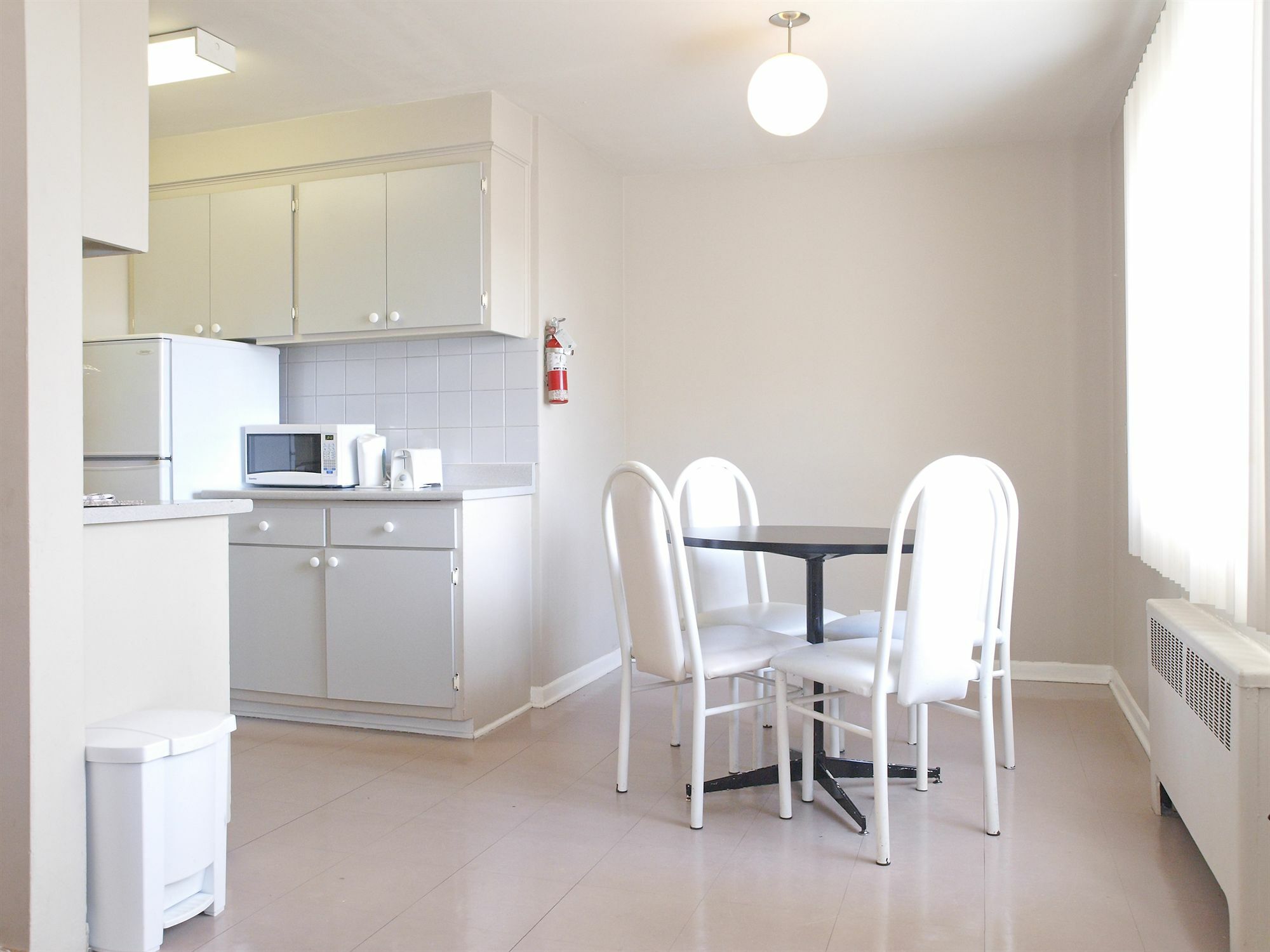 Beausejour Hotel Apartments/Hotel Dorval Buitenkant foto